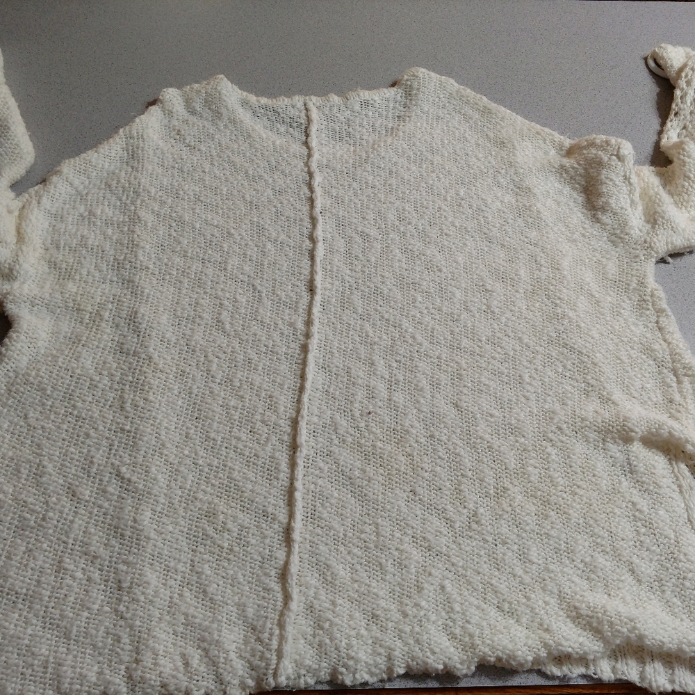 Sweater - Picture 3 of 5